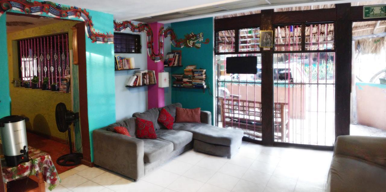 Maya Cha'An Guesthouse Cancún Habitación foto